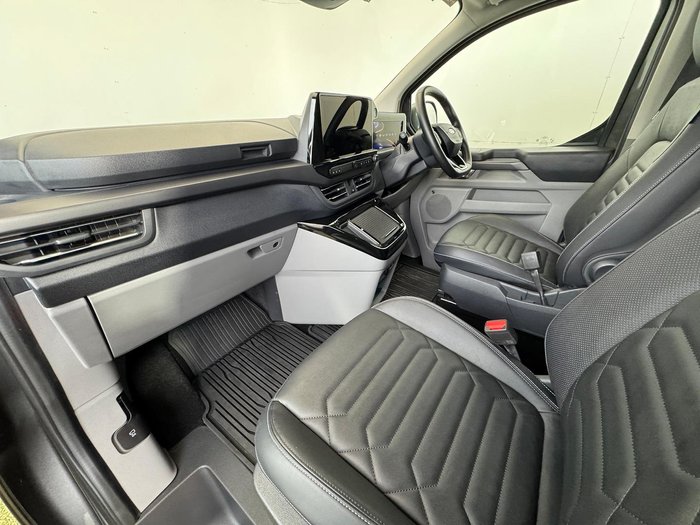 2024 Ford Tourneo Titanium X