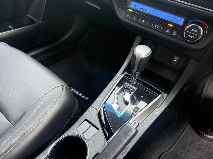 2015 Toyota Corolla ZR