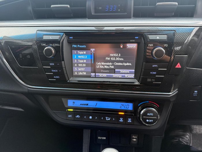 2015 Toyota Corolla ZR