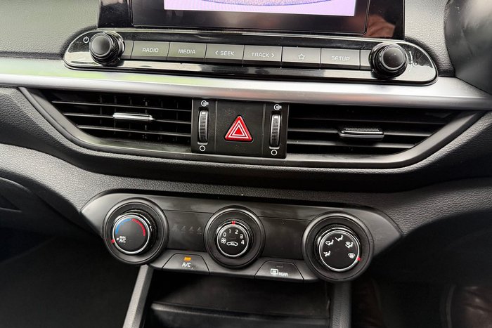 2022 Kia Cerato S