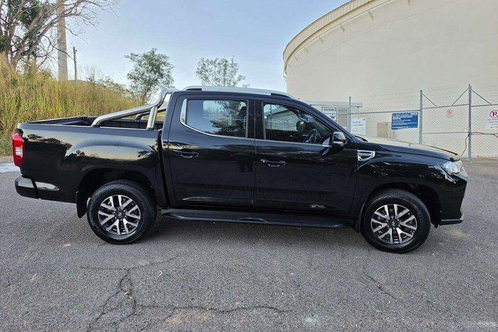 2022 LDV T60 Max PRO SK8C MY23 4X4 Dual Range Metal Black