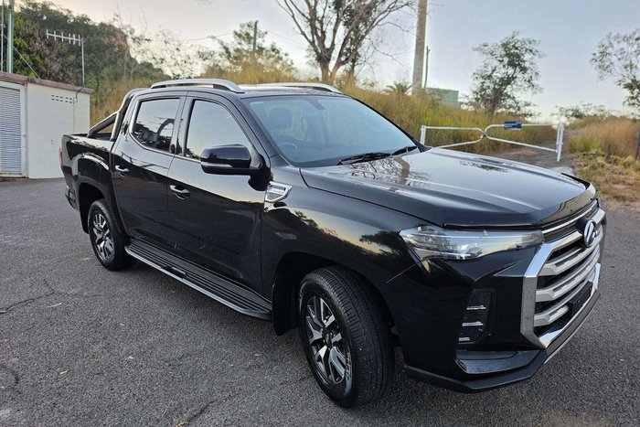 2022 LDV T60 Max PRO SK8C MY23 4X4 Dual Range Metal Black