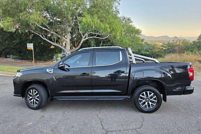 2022 LDV T60 Max PRO SK8C MY23 4X4 Dual Range Metal Black