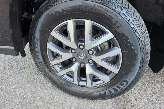 2022 LDV T60 Max PRO SK8C MY23 4X4 Dual Range Metal Black
