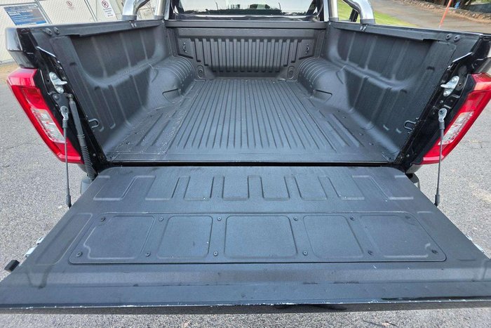 2022 LDV T60 Max PRO SK8C MY23 4X4 Dual Range Metal Black