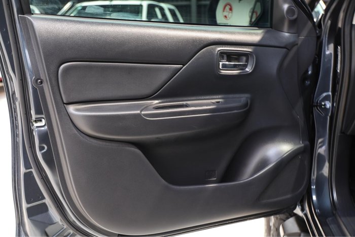 2023 Mitsubishi Triton GLX-R