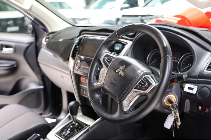 2023 Mitsubishi Triton GLX-R