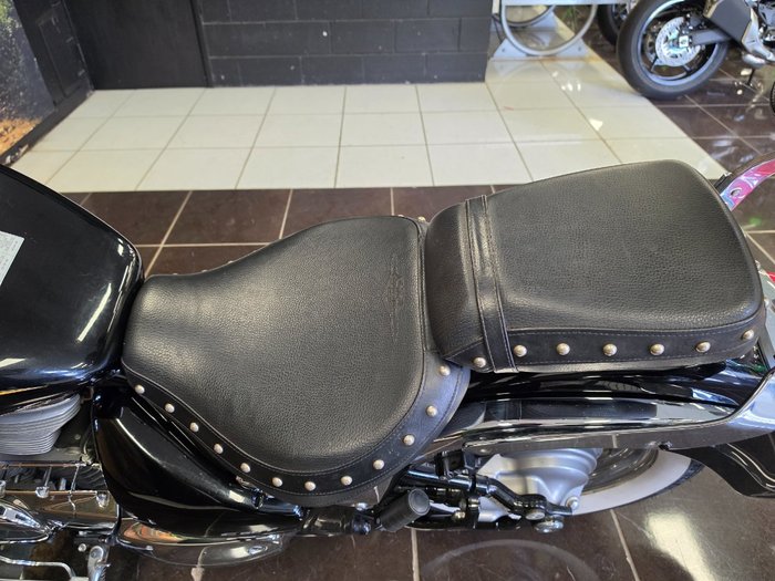 2017 Suzuki VL800T (BOULEVARD C50T) BLACK