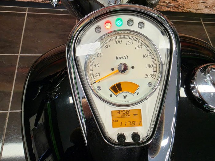 2017 Suzuki VL800T (BOULEVARD C50T) BLACK