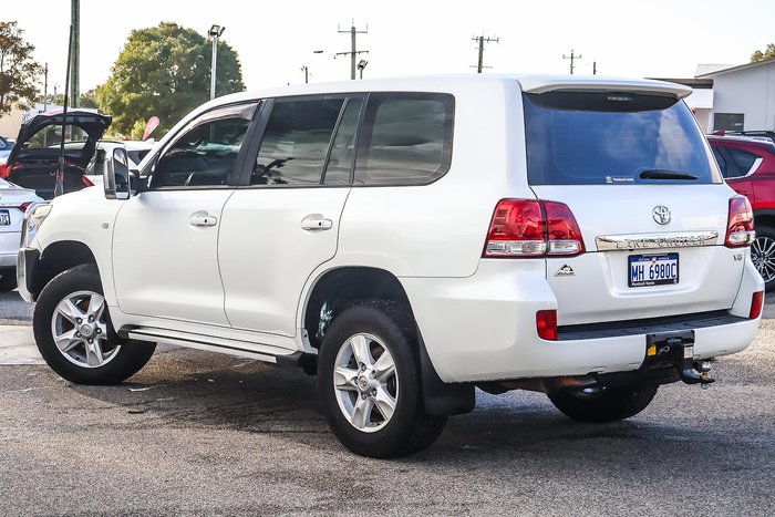2011 Toyota Landcruiser Altitude