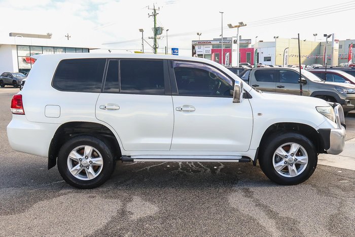 2011 Toyota Landcruiser Altitude