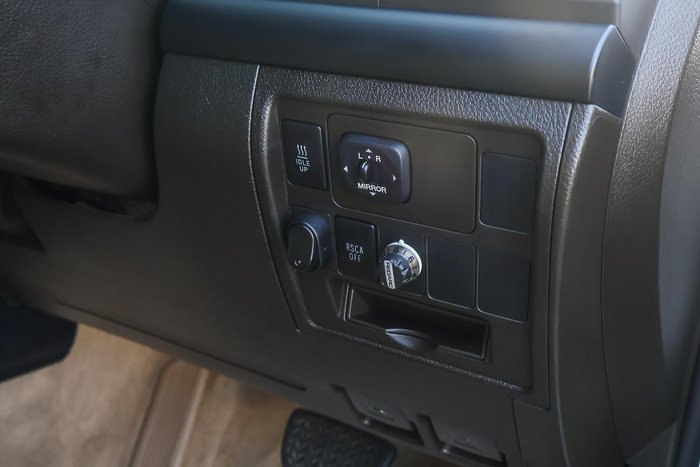 2011 Toyota Landcruiser Altitude