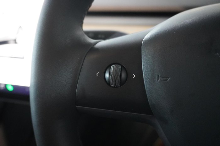 2023 Tesla Model Y Rear-Wheel Drive