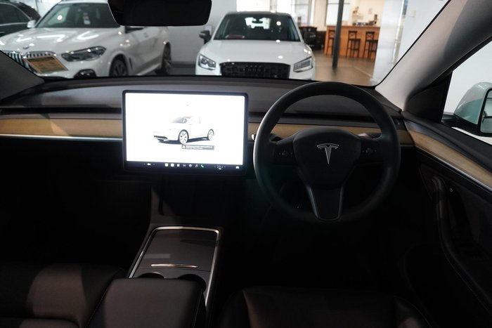 2023 Tesla Model Y Rear-Wheel Drive