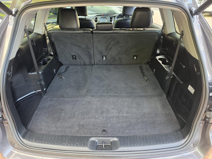 2017 Toyota Kluger Grande