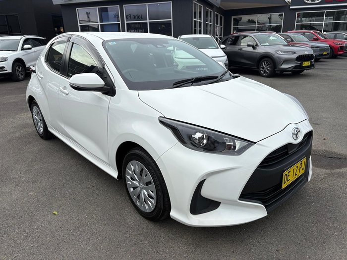 2022 Toyota Yaris Ascent Sport