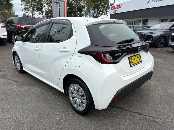 2022 Toyota Yaris Ascent Sport