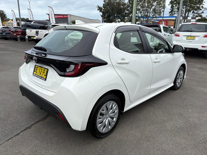 2022 Toyota Yaris Ascent Sport