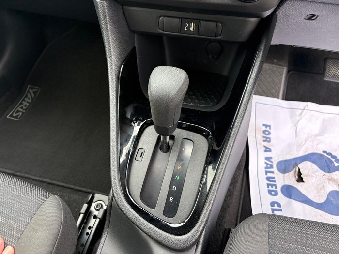 2022 Toyota Yaris Ascent Sport
