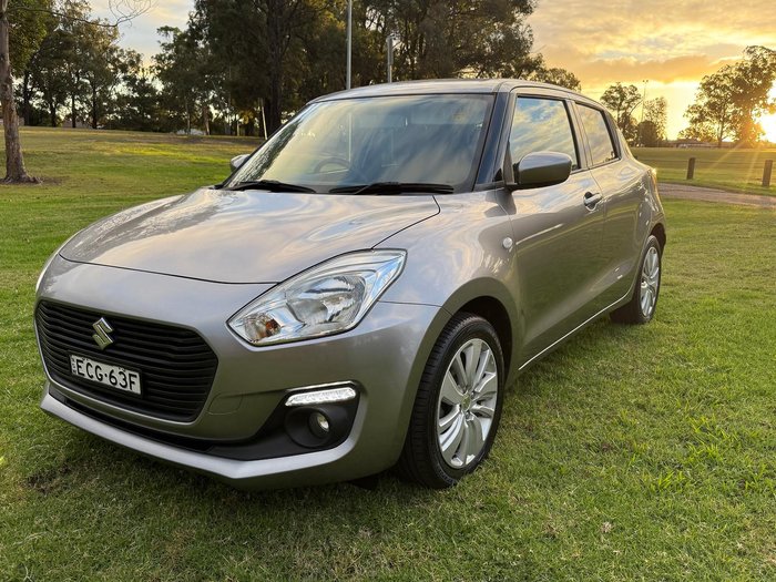2017 Suzuki Swift GL Navigator