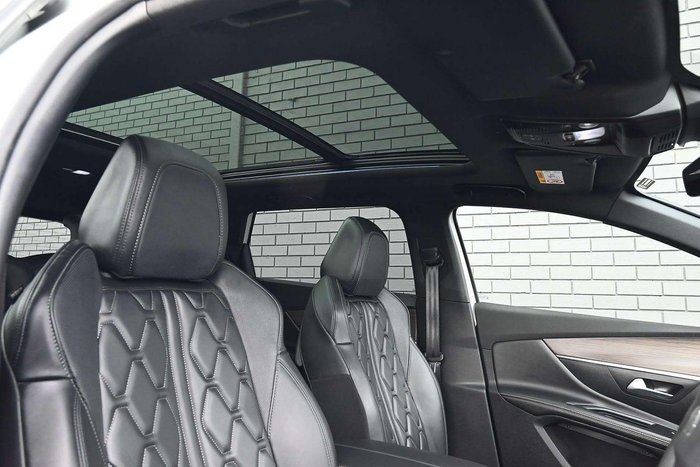 2022 Peugeot 5008 GT Sport