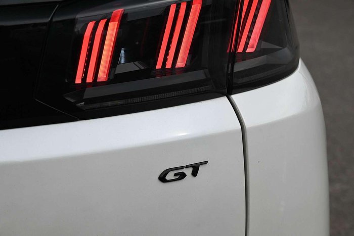 2022 Peugeot 5008 GT Sport