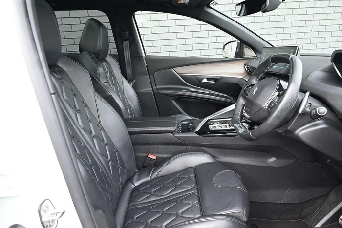 2022 Peugeot 5008 GT Sport