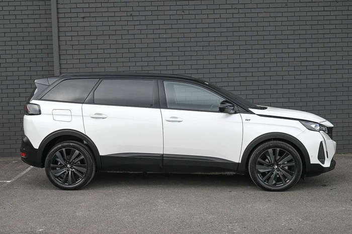 2022 Peugeot 5008 GT Sport