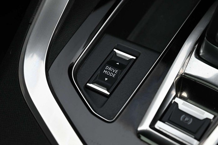2022 Peugeot 5008 GT Sport