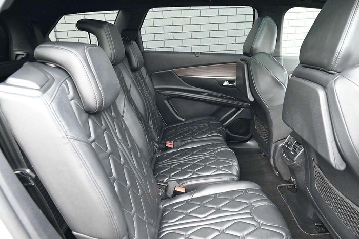 2022 Peugeot 5008 GT Sport