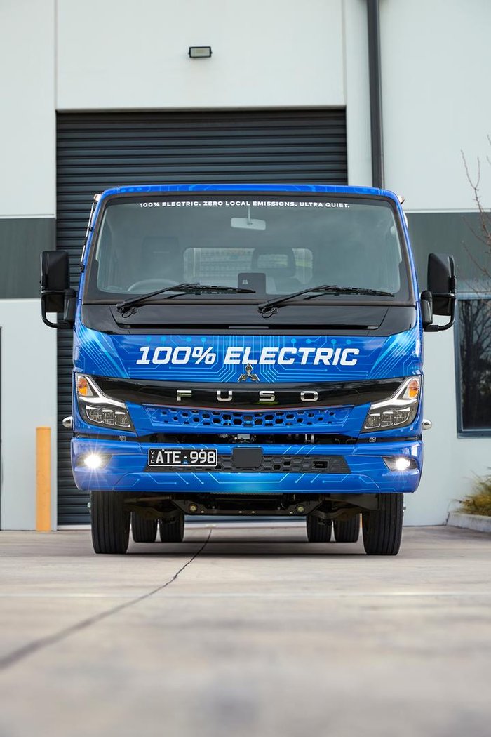 2024 Fuso Ecanter 818 Mwb Dropside Alloy Tray ECANTER White