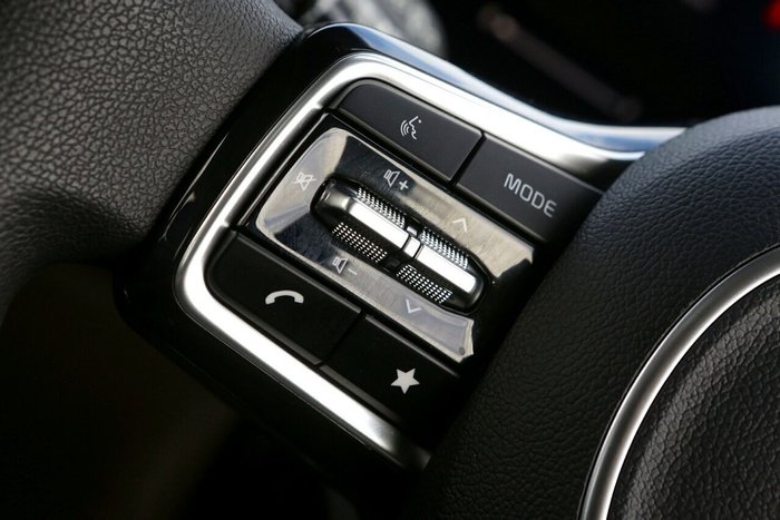 2025 Kia Carnival S
