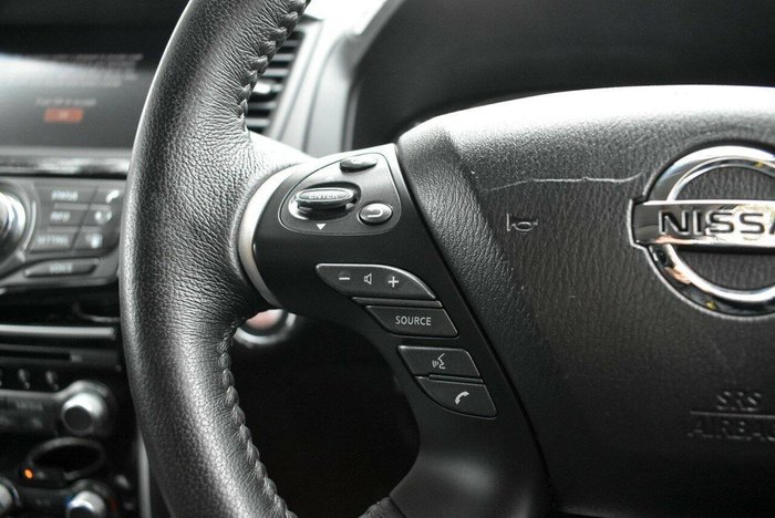 2018 Nissan Pathfinder ST-L