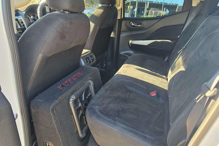 2018 Nissan Navara ST Black Edition D23 Series 3 4X4 Dual Range Polar White
