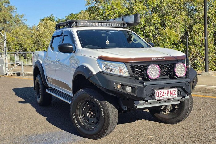 2018 Nissan Navara ST Black Edition D23 Series 3 4X4 Dual Range Polar White