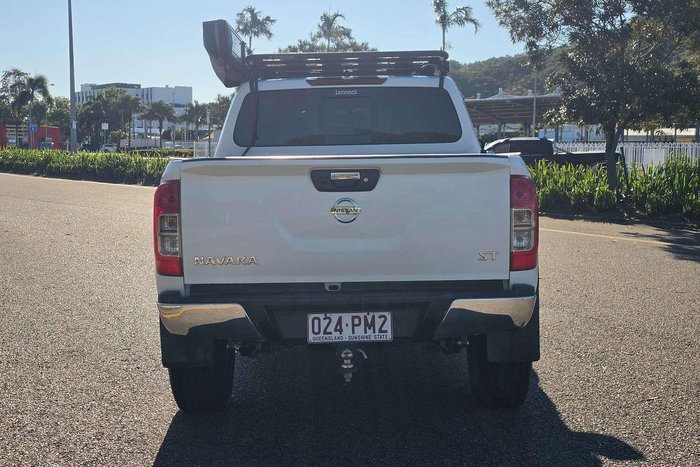 2018 Nissan Navara ST Black Edition D23 Series 3 4X4 Dual Range Polar White