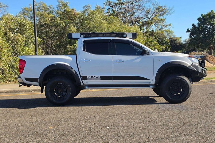 2018 Nissan Navara ST Black Edition D23 Series 3 4X4 Dual Range Polar White