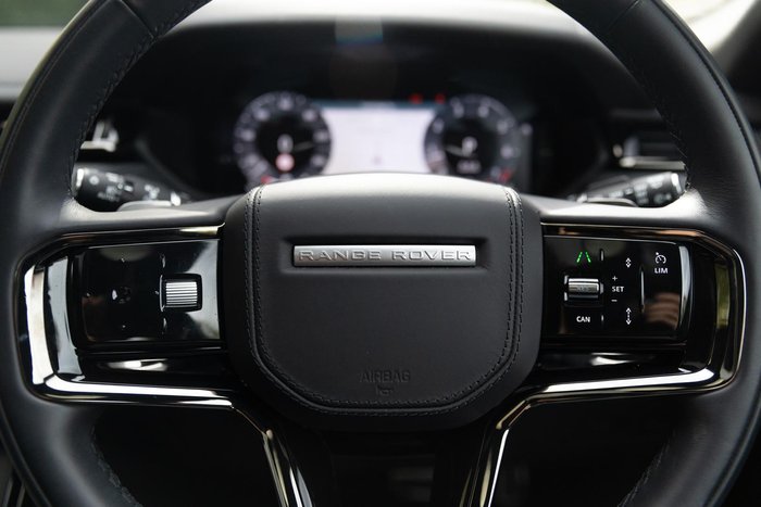 2025 Land Rover Range Rover Velar P250 Dynamic SE