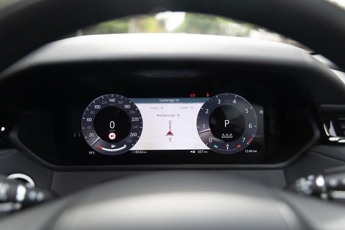 2025 Land Rover Range Rover Velar P250 Dynamic SE