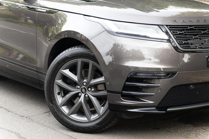 2025 Land Rover Range Rover Velar P250 Dynamic SE