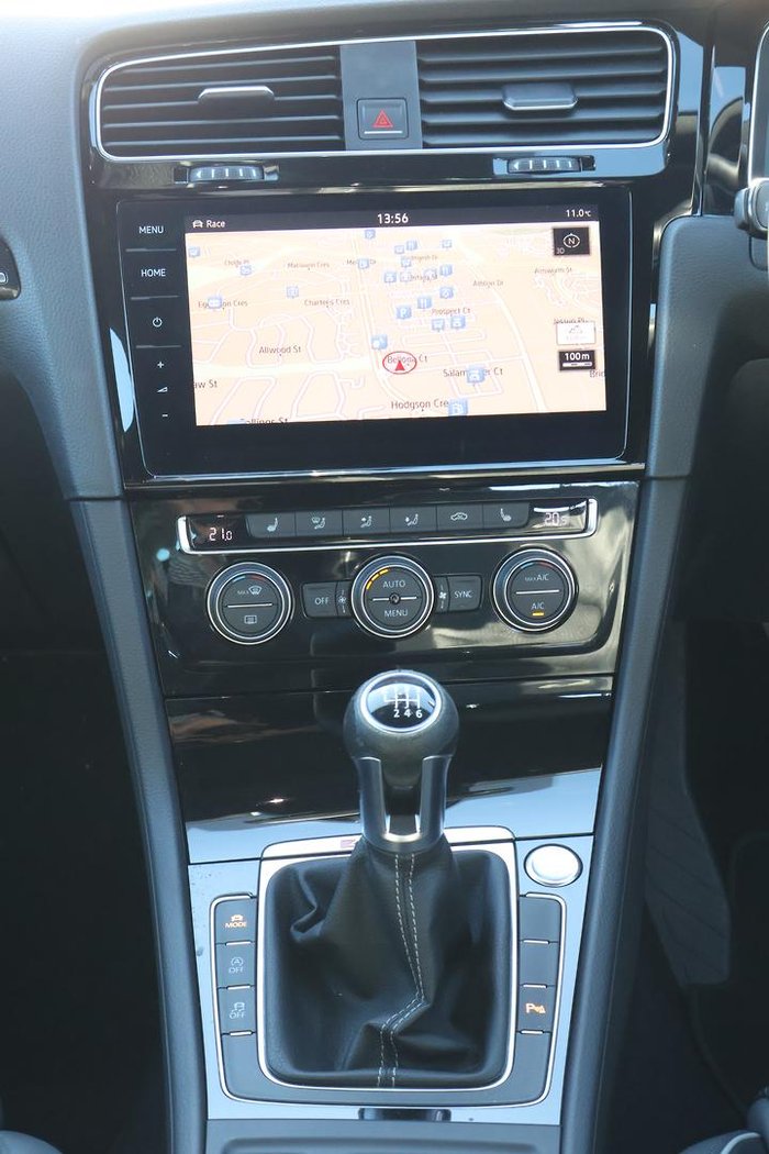2017 Volkswagen Golf R