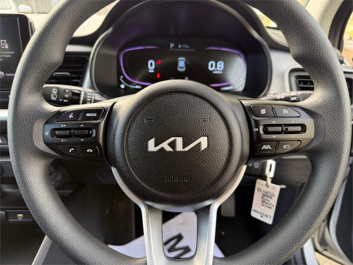 2024 KIA STONIC S