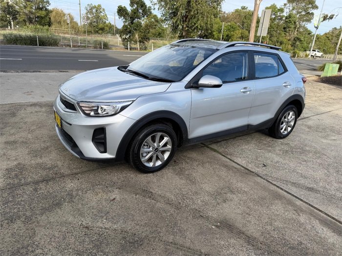 2024 KIA STONIC S