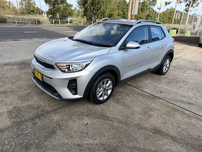 2024 KIA STONIC S