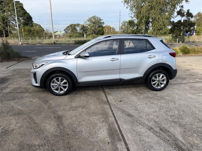 2024 KIA STONIC S
