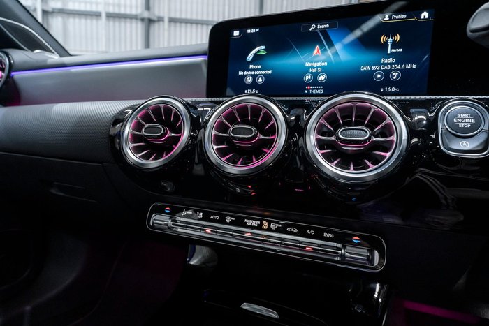 2021 Mercedes-Benz CLA-Class CLA200