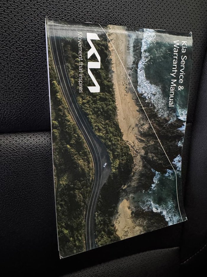 2022 Kia Niro Hybrid Sport