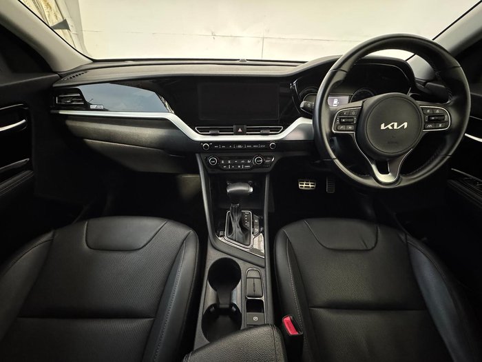 2022 Kia Niro Hybrid Sport