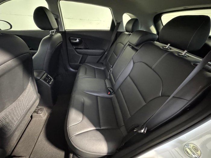 2022 Kia Niro Hybrid Sport