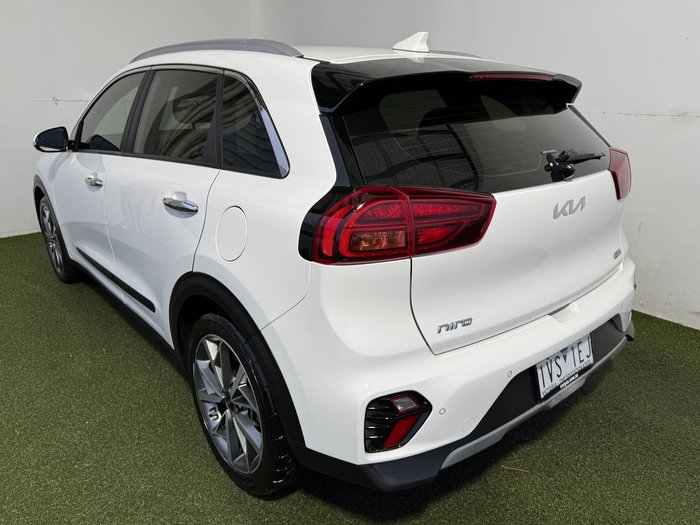 2022 Kia Niro Hybrid Sport